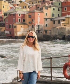 Maria Bekatorou Instagram - When the world seem to shine like you had too much wine…That’s amore 🇮🇹❤️ #blessed #thankful #italianfood #italianlife#genova #cinqueterre #laviestbelle