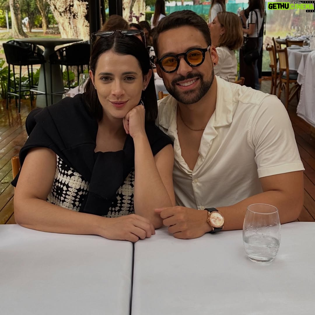 María Karla Gómez - 17.4K Likes - Este post es para celebrar tu vida y nuestro primer año juntos , gracias por ser ese apoyo incondicional y el mejor compañero que pudo llegar a mi vida, a tu lado me siento amada y en paz y ese es el mayor regalo que puedo tener, solo quiero despertar y siempre ver tu sonrisa, te amo posiiii ❤️❤️❤️
