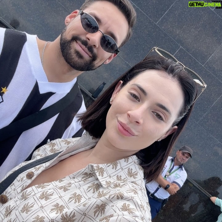 María Karla Gómez - 17.4K Likes - Este post es para celebrar tu vida y nuestro primer año juntos , gracias por ser ese apoyo incondicional y el mejor compañero que pudo llegar a mi vida, a tu lado me siento amada y en paz y ese es el mayor regalo que puedo tener, solo quiero despertar y siempre ver tu sonrisa, te amo posiiii ❤️❤️❤️