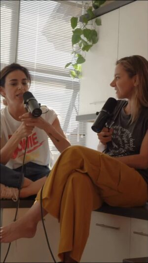 Mariana Derderián Instagram - Este ataque de risa según nosotras también es música para tus oídos. 😂
Tío Horacio, lo queremos mucho.
#eligeatuvieja #podcast #musica #tiohoracio