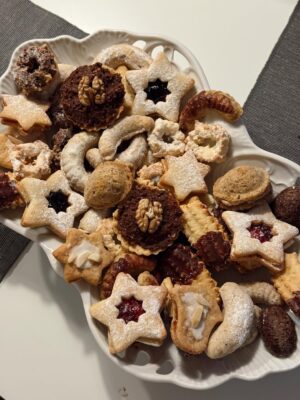 Mariana Prachařová Instagram - krásnou poslední adventní neděli přeju🫶🏻🎄
