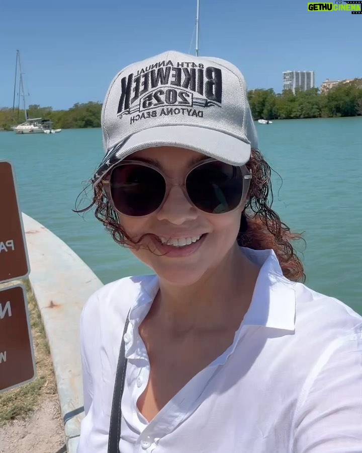 Maricela González - 3.4K Likes - Saludo a la bandera…
