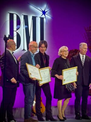 Marie Fredriksson Instagram - Great memory from 2025. ”It Must Have Been Love” getting an award for more than 7.000.000 airplays in the US!🥂