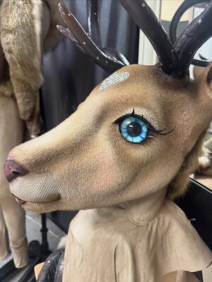 Marilou Instagram - Ce fut très… divertissant! 

Jouer à la chanteuse à voix, déguisée en caribou, en ayant deux petits trous de narines comme champ de vision 🙃🫎🤍