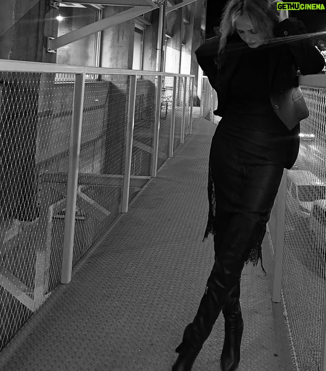 Marisa Cruz - 1.4K Likes - “Mio Cristo in diamante
Ti porto, ti porto sempre
Sempre, ti porto sempre
Ti porto, ti porto sempre
Sempre
Sempre”

@rosalia.vt  LUX
Boa semana 💫
