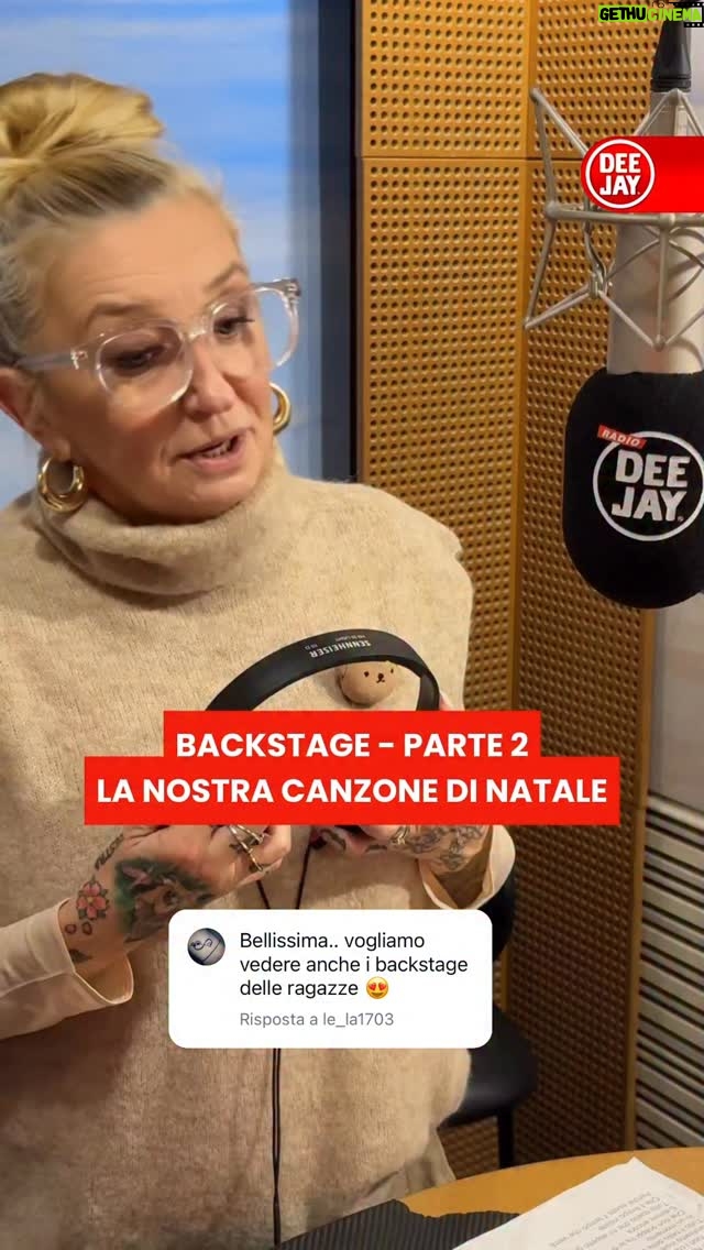 Marisa Passera - 13K Likes - Eccolo ♥️ con le nostre @lapinadeejay @marisapassera @lavaledeejay 
#original #backstage #radiodeejay #canzonedinatale