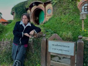 Marisha Ray Instagram - There and back again. Our own Hobbit’s Tale. 🌱 

Our entire time at Hobbiton in New Zealand I kept thinking about the quote from Bilbo, “In his heart, I think Frodo is still in love with the Shire. The woods, the fields… the little rivers.” And after seeing it, I mean … who could blame him. Thank you so much to the team at @hobbitontours for an incredible and emotional experience. And, this was such a gift to be able to share it with my mom, as well, who had never taken a trip outside the country before going to Australia and New Zealand with us. 

I think, like Frodo, a part of my heart now belongs in the Shire.