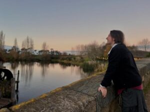Marisha Ray Instagram - There and back again. Our own Hobbit’s Tale. 🌱 

Our entire time at Hobbiton in New Zealand I kept thinking about the quote from Bilbo, “In his heart, I think Frodo is still in love with the Shire. The woods, the fields… the little rivers.” And after seeing it, I mean … who could blame him. Thank you so much to the team at @hobbitontours for an incredible and emotional experience. And, this was such a gift to be able to share it with my mom, as well, who had never taken a trip outside the country before going to Australia and New Zealand with us. 

I think, like Frodo, a part of my heart now belongs in the Shire.