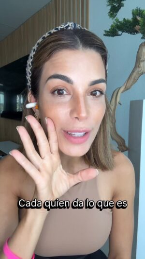 Marjorie Magri Instagram - Cada quien da lo que es… así que nooooo te dejes bajar por nadie… tu sigue siendo luz y sigue brillando, aprendiendo y avanzando ❤️🔥