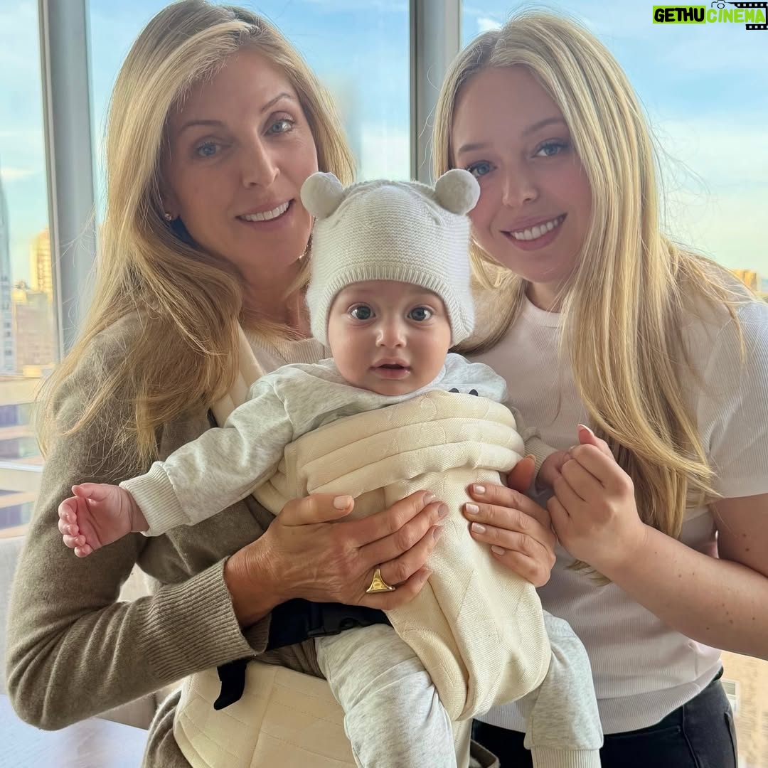 Marla Maples - 48.5K Likes - 💙✨Sending Sunday Blessings & Love your way ✨💙 Thank you God 🥰 Great is thy Faithfulness🎶