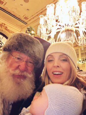 Marla Maples Instagram - Nothing sweeter than giggles and a surprise visit from Santa as we get ready for Alexander’s first Christmas.
I may have been protective when Santa snuck up behind us… 
but look how precious he is, welcoming this dear Santa  with that open little heart & purest joy. 🎅🏼✨