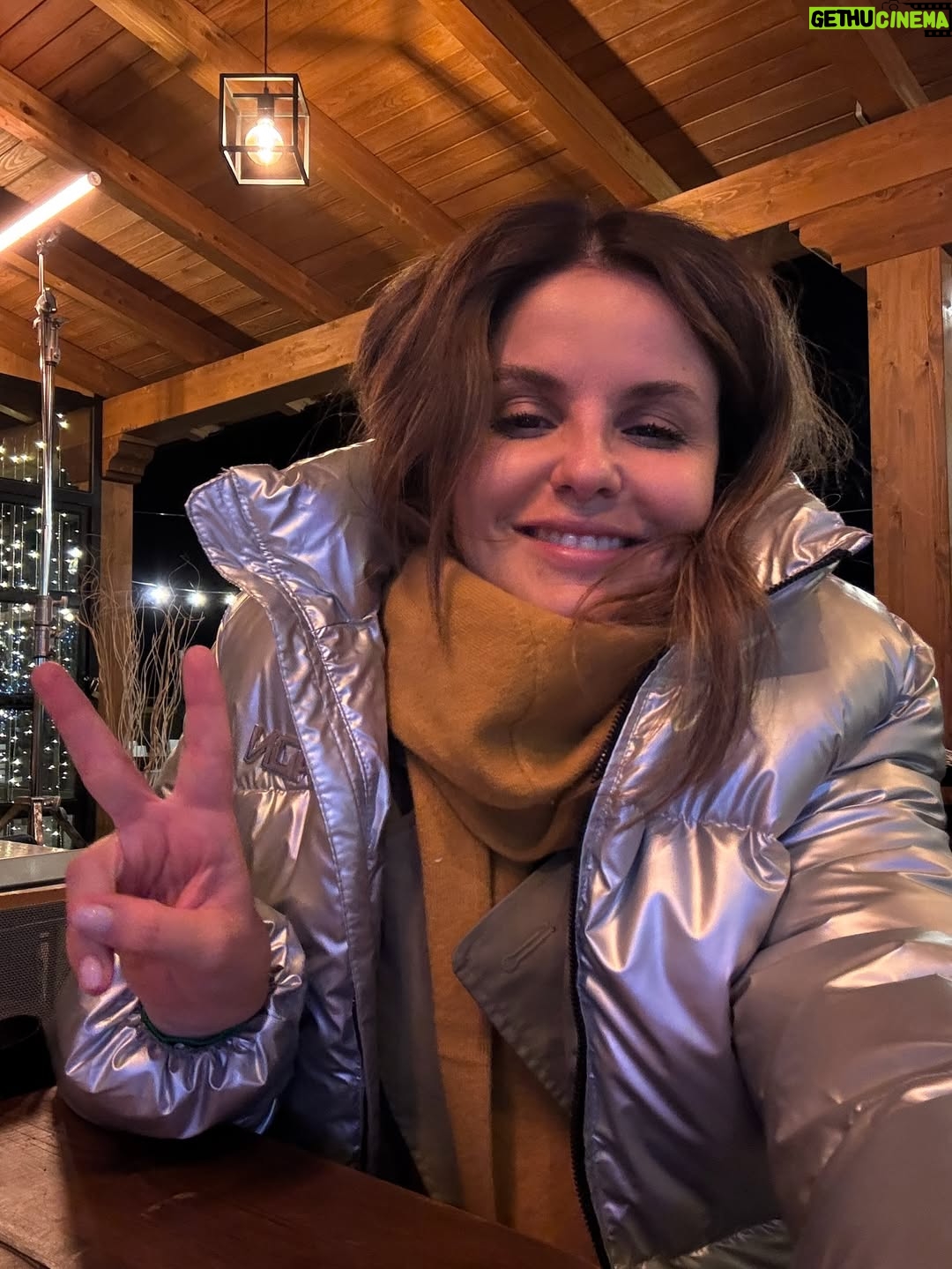 Marta Torné - 15.1K Likes - Este mes de Julio está siendo el más intenso de mi vida!!!!!! Estoy rebosante de gratitud y felicidad ❤️❤️(y sueño 😅)