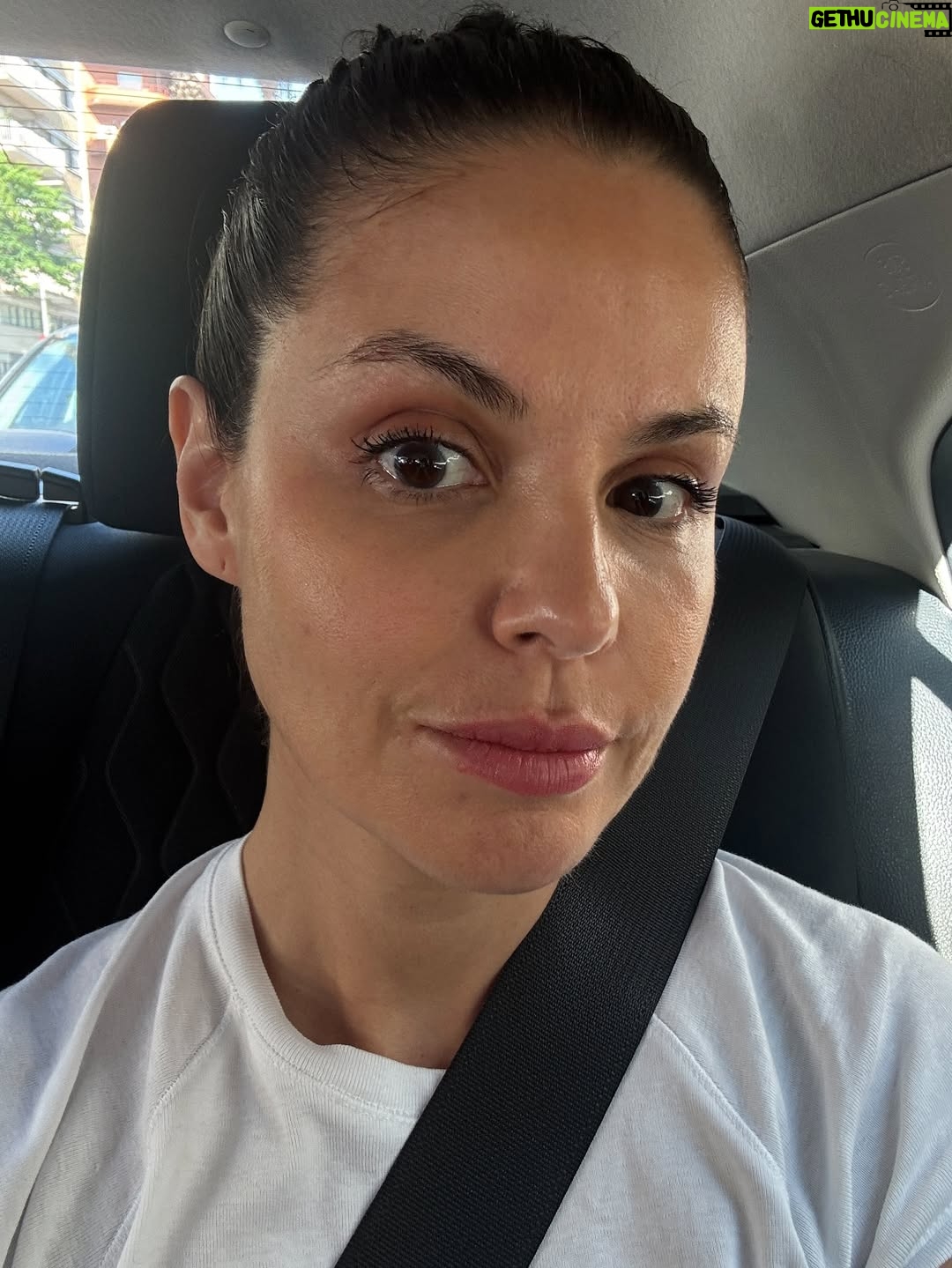Marta Torné - 15.1K Likes - Este mes de Julio está siendo el más intenso de mi vida!!!!!! Estoy rebosante de gratitud y felicidad ❤️❤️(y sueño 😅)