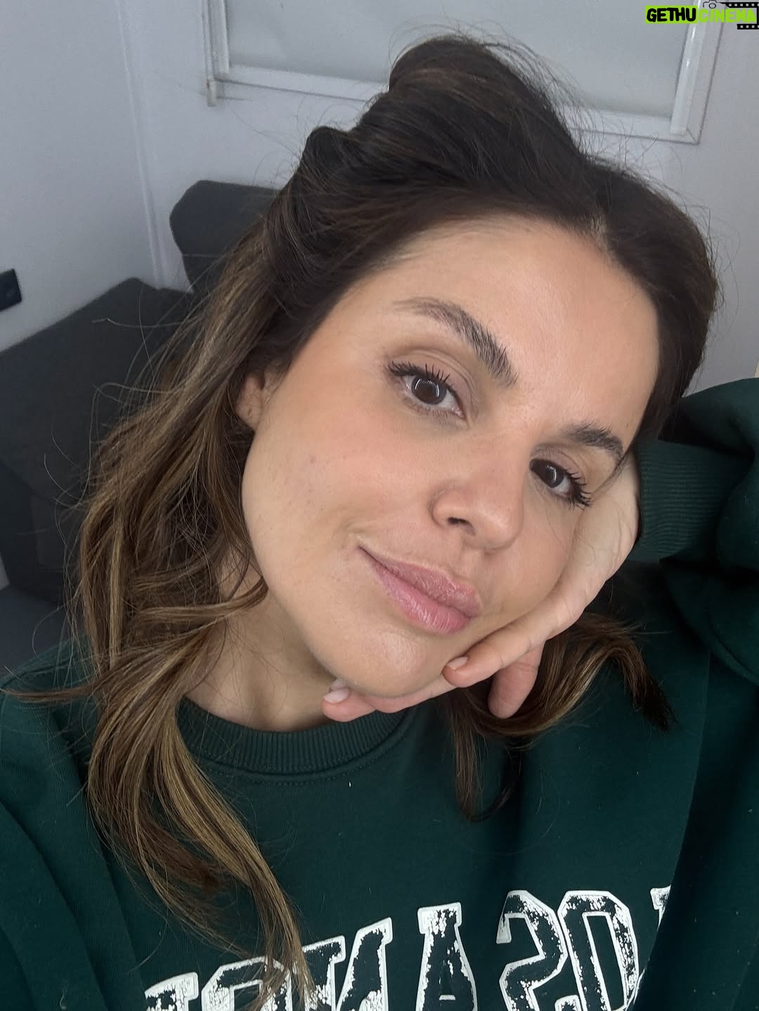 Marta Torné - 15.1K Likes - Este mes de Julio está siendo el más intenso de mi vida!!!!!! Estoy rebosante de gratitud y felicidad ❤️❤️(y sueño 😅)