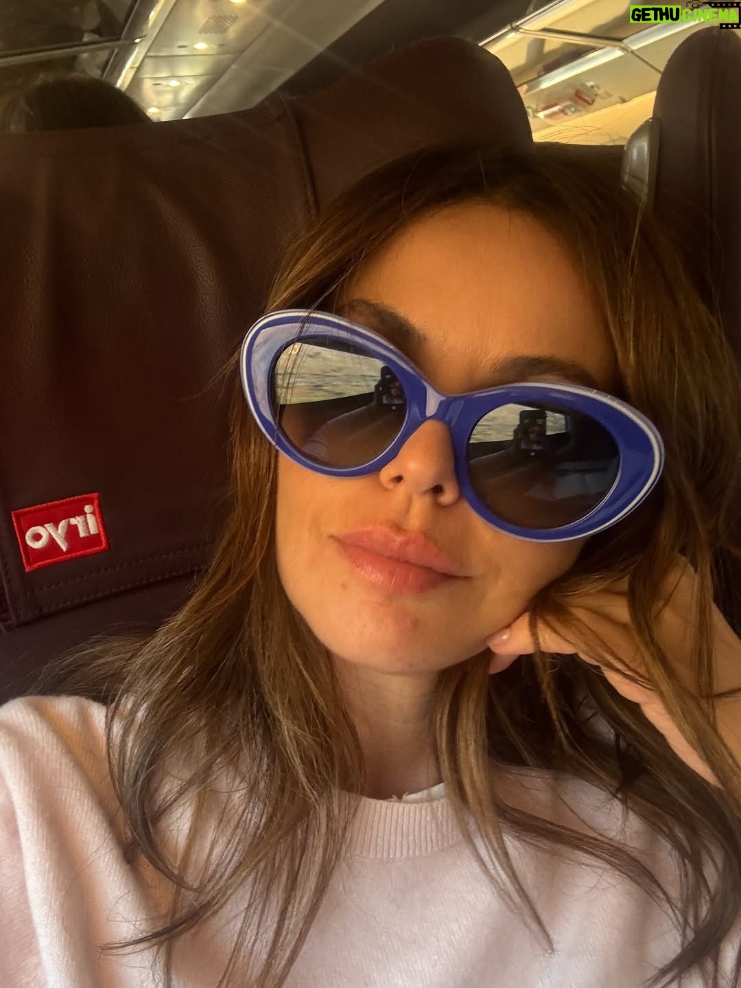 Marta Torné - 15.1K Likes - Este mes de Julio está siendo el más intenso de mi vida!!!!!! Estoy rebosante de gratitud y felicidad ❤️❤️(y sueño 😅)