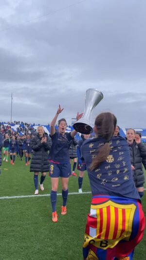 Marta Torrejón Instagram - Que no caigui! 🏆