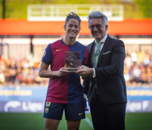 Marta Torrejón Instagram - Recap 2024 😍😍🔜 2️⃣0️⃣2️⃣5️⃣ Happy New Year 💙❤️