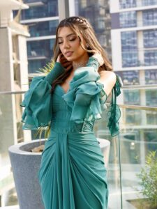 Marwa Karam Instagram - Im not crying you are 🥺♥️
Photos by @georgehelou_ 
Dressed by @zeenazaki 
Jewlery @sartorogeneve 
Makeup @nahed_makeupartist 
Hair @hairbymousa