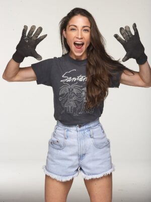 Mary Padian Instagram - Strong, scrappy and ready to dig for some treasures! Big love to my friend & photographer extraordinaire @jennifer_ostrom for capturing these shots 🤍  #thrift #marysfinds #santana #vintage #cool #bossbabe #reseller #style