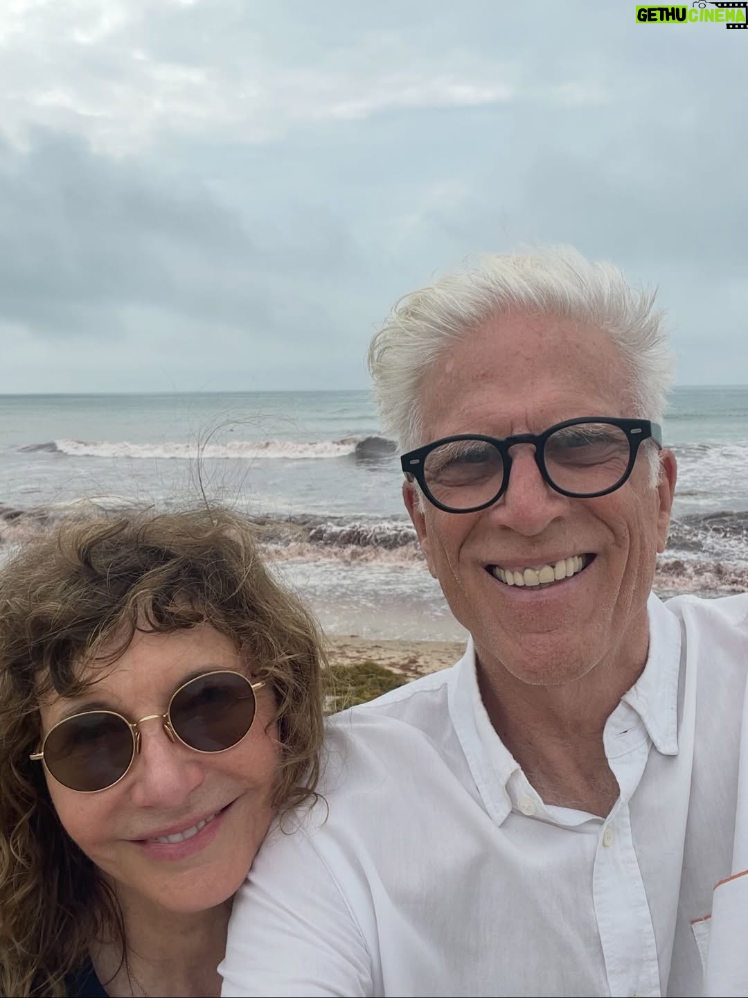 Mary Steenburgen - 46.6K Likes - For more than 20 years, @mary_steenburgen and I have been deeply involved with @oceana, the world’s largest international organization dedicated solely to ocean conservation. Each day, all over the globe, Oceana works tirelessly to protect and restore our oceans, investing in a healthier future for all. 

So, if you plan to give today, please consider supporting our seas at oceana.org/donate. 

📸: Lindsay Orlowski, Jon Barber