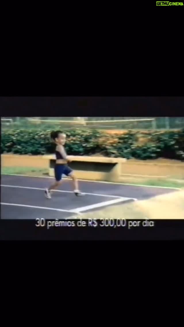Maurren Maggi - 349 Likes - Feliz dia das crianças !!! 
A @sophiamaggii pequenininha fazendo a propaganda da @caixa 

@caixa
@loteriascaixaoficial
 @atletismo.brasil 
@atletismopaulista