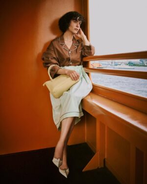 May Calamawy Instagram - Effortless sophistication meets contemporary edge – Egyptian-Palestinian actress #MayCalamawy brings Prada’s Galleria bag to life in a series of sleek, scene-stealing looks. Swipe through for a masterclass in modern elegance, and tap the link in bio for more.

تجمع الممثلة المصرية الفلسطينية مي القلماوي بين الأناقة الحديثة والجاذبية الملفتة، لتضع بصمتها الخاصة على حقيبة Galleria من Prada من خلال مجموعة من الإطلالات المفعمة بالرقي. اسحبوا الشاشة لمشاهدة الصور والاستمتاع بالأناقة العصرية، وانقروا على الرابط في البايو لمزيد من الإلهام.

#PresentedBy: @prada

Photography: @matteaston
Styling: @natasharoyt
Make-up: @tuddynana
Hair: @pasqualeferrantehair
Nails: @sonyameesh
Creative Ideation & Production: @worldofzora
Local production: @feteproduction