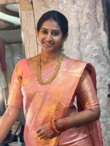 Meena Vasu Instagram - 🌞🥰