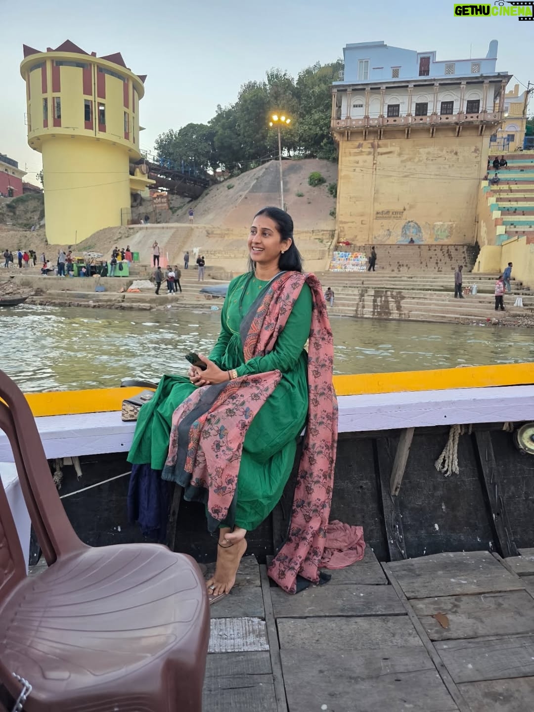Meena Vasu - 7.6K Likes - 🕉️🕉️At last! After such a long wait, I got a call from Kaasi Vishwanath🙏🙏 #kasivishvanathartemple🚩🔱❤️ #blessedlife #haraharamahadev🔱
