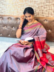 Meena Vasu Instagram -