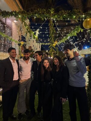 Meerub Ali Instagram - my friends surprised me by hosting a graduation party for me. i’m blessed. Alhamdulillah. I love you guys. In other news, SHE GRADUATED LAW SCHOOL!!!