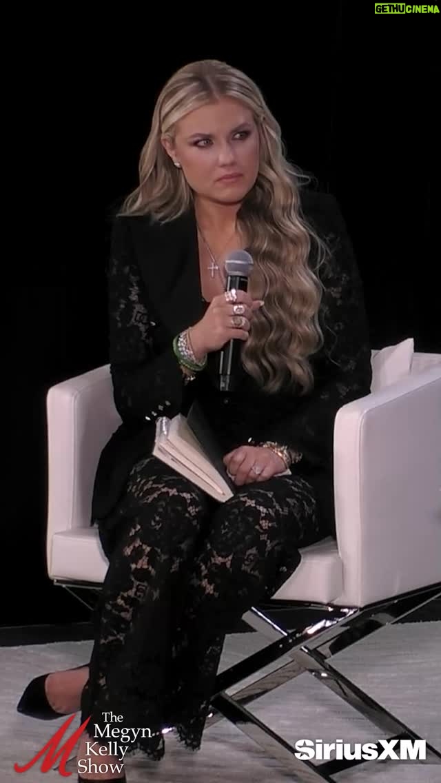 Megyn Kelly - 81.8K Likes - @mrserikakirk on never giving the enemy the anger they want and what she’d say to the Robinson family.

#megynkellyshow