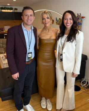Megyn Kelly Instagram - I love & value these two ppl so much. Our EP Steve Krakauer & the rarely-seen-in-person CANADIAN DEBBIE! She’s been with me as my chief editorial producer since 2007 (!). Stone cold brilliant newswoman. They don’t get nearly enough credit for what happens on the MK Show but they are critical to it all. (Backstage last night in FL, still in the comfy shoes.) Thank you Miami!!