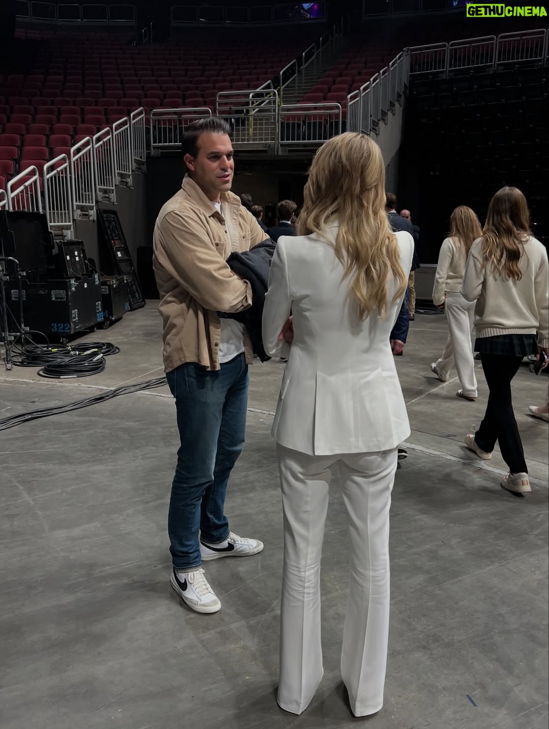 Megyn Kelly - 33K Likes - What an incredible night. I’m really looking forward to bringing you this show tomorrow, but for now, here’s a sneak peek!