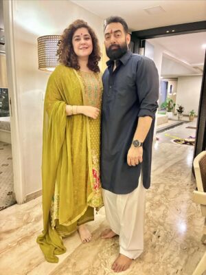 Meher Vij Instagram - Dipawali ki bahot bahot shubhkamnayein 🪔  #peaceinyourlife #loveinyourheart #creationinyourhead #manavvij