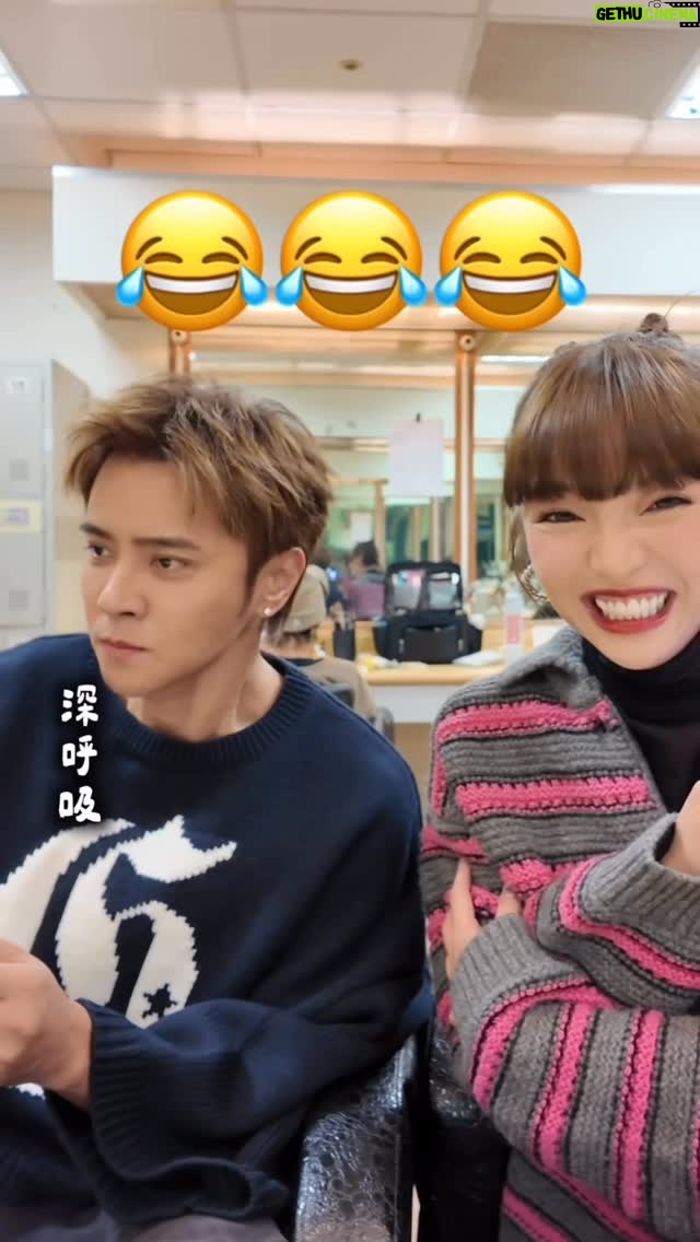 Mei Ho - 40.2K Likes - #阿美愛說笑
@showlo @ok.ok__36 😂