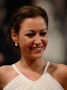 Actress Menna Shalabi HD Photos and Wallpapers November 2025