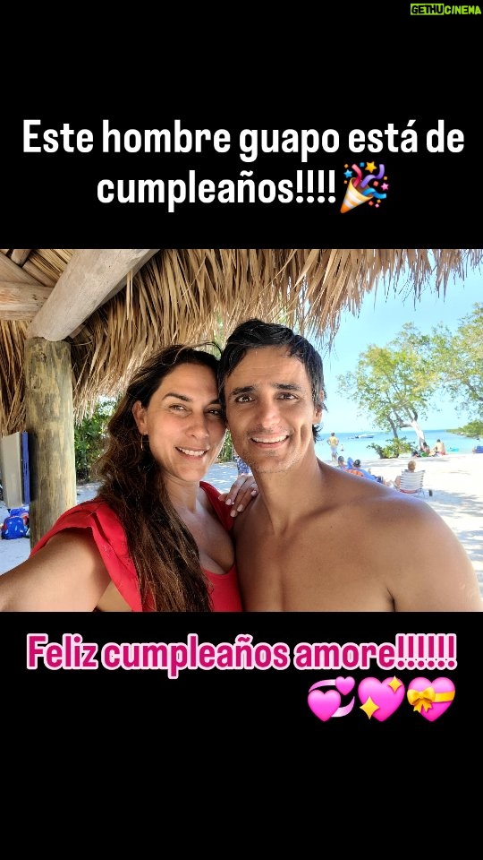 Mey Santamaría - 2.2K Likes - Feliz cumpleaños para mi gran compañero de vida!!! Te reamo!!!! #familia #amor #gracias #cumpleaños
