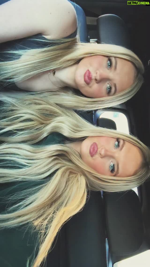 Mia Allan - 16.6K Likes - Happy Thursday🤍