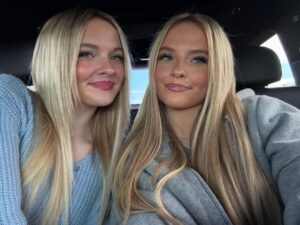 Mia Allan Instagram - ❄️🤍 @americaneagle @sephora @lululemon
