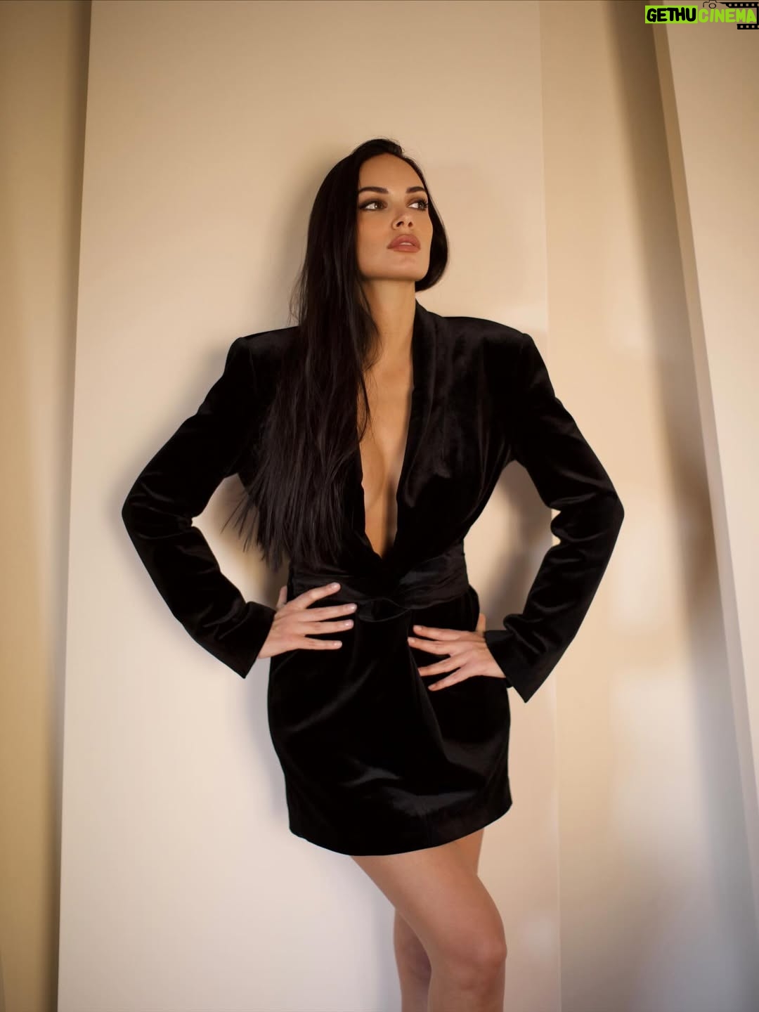 Michela Quattrociocche - 5.9K Likes - 🖤