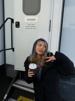 Miku Martineau Instagram - 117 days later and that’s a wrap on Crew Girl 🥹I love these people, I love this show, and I can’t wait for you all to see it ♥️🚣 @netflixca