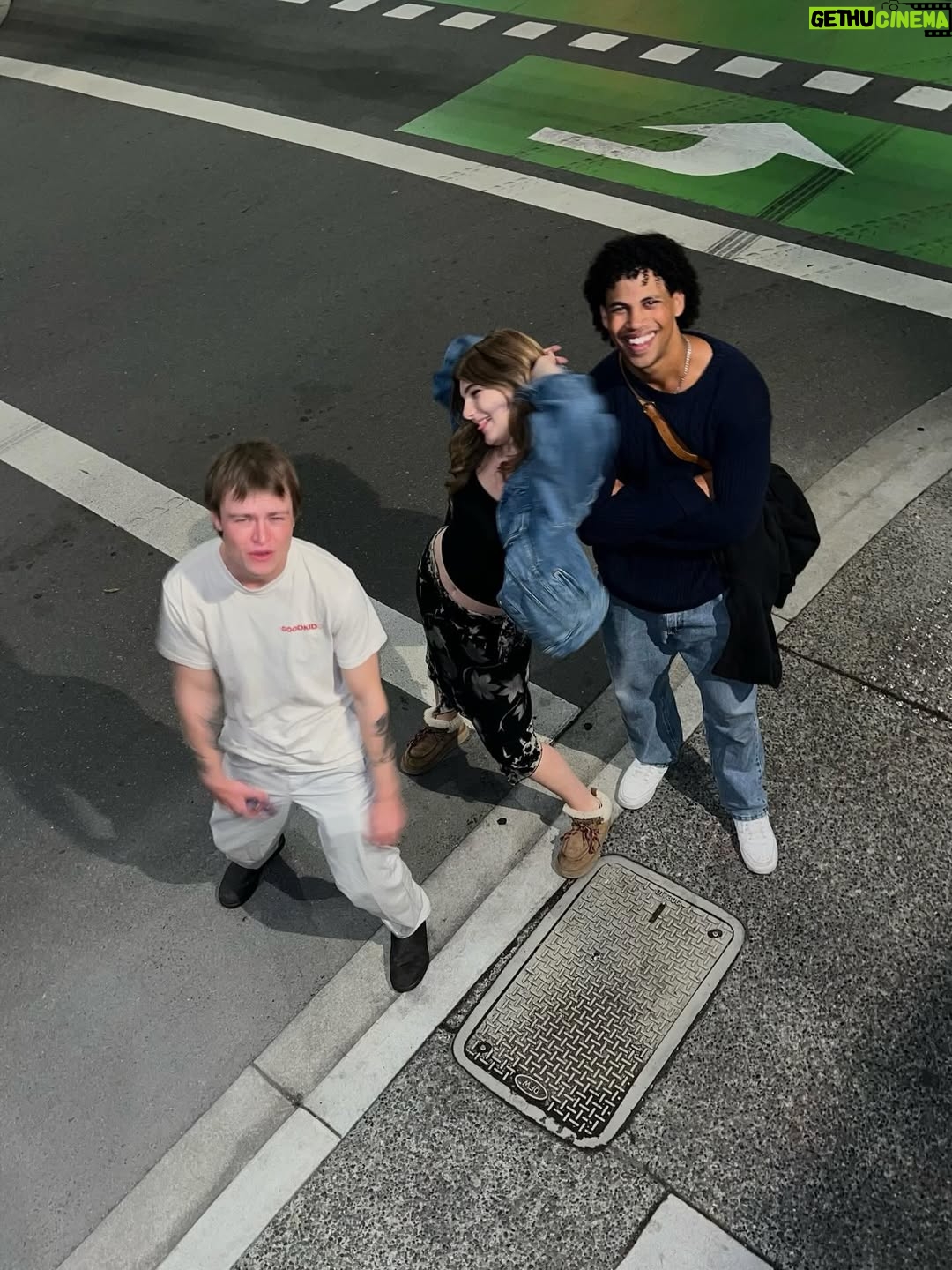 Miku Martineau - 107.2K Likes - 117 days later and that’s a wrap on Crew Girl 🥹I love these people, I love this show, and I can’t wait for you all to see it ♥️🚣 @netflixca