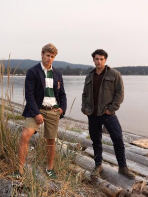 Miku Martineau Instagram - extremely seated for miku martineau’s new series CREW GIRL — now filming in victoria, BC!! also starring jessica paré, samuel braun, kyle clark, and thomas cadrot

a female rower becomes the coxswain of a dysfunctional all-boys rowing team. prepare for rivalries, romances, betrayals...and rowing! 🛶