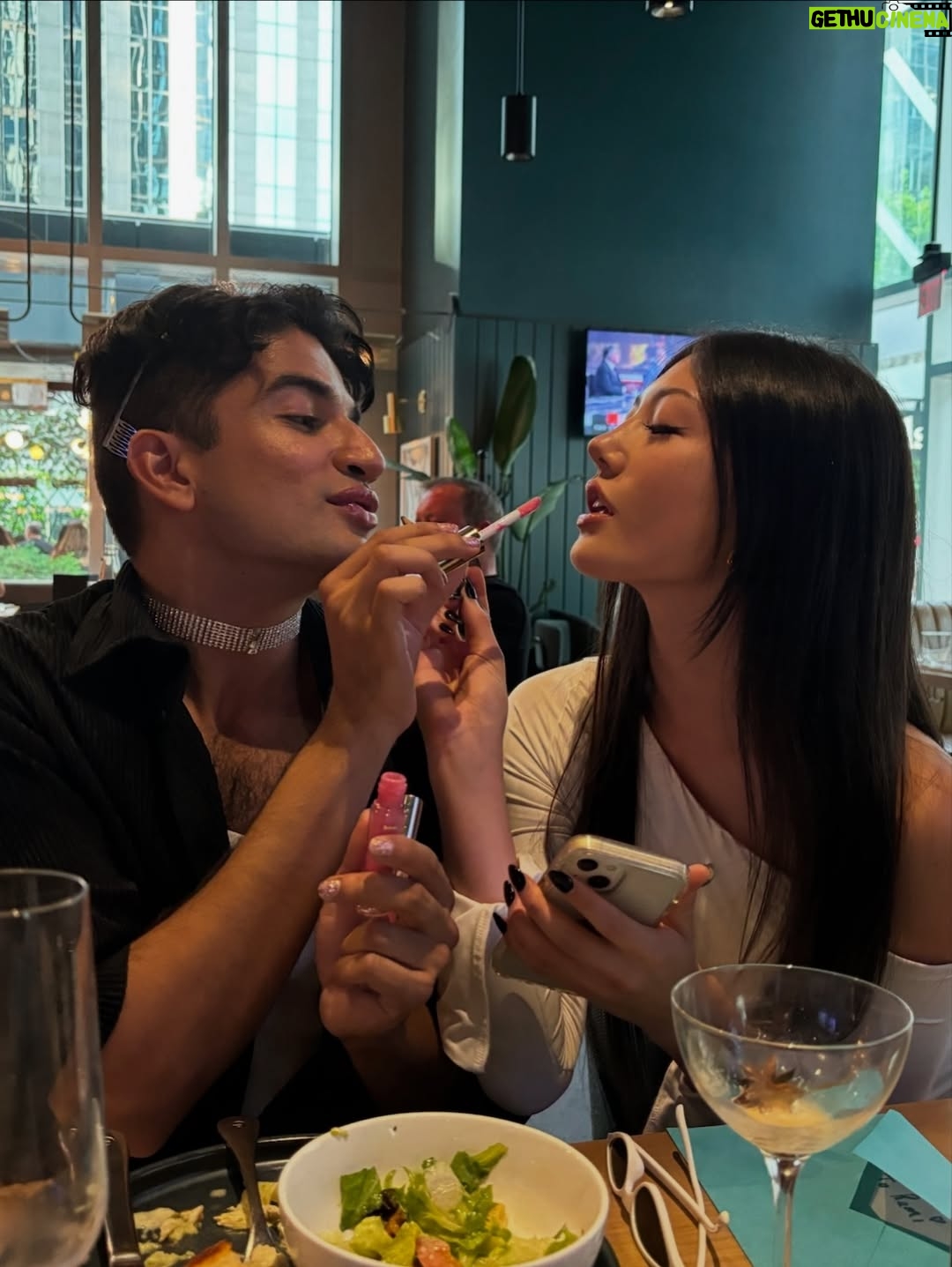 Miku Martineau - 225.5K Likes - reminiscing BET summer ♥️🃏
