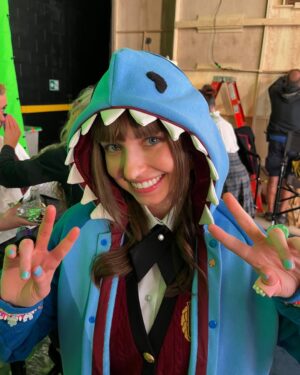 Miku Martineau Instagram - bts from the first few days of filming BET @netflixca thank you guys so much for the support and love for our show! 🥹♥️