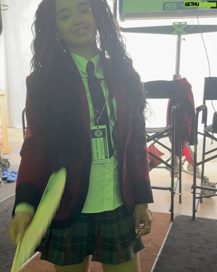 Miku Martineau - 250.6K Likes - bts from the first few days of filming BET @netflixca thank you guys so much for the support and love for our show! 🥹♥️