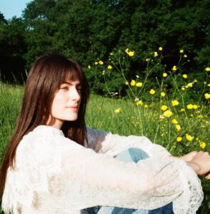 Actress Millie Brady HD Photos and Wallpapers June 2025