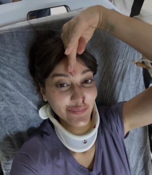 Mine Kılıç Instagram - “Bazı hikâyeler tamamlandığı yerde anlamını bulur. Tam vaktinde, gururla vedamı ederken; böyle şahane bir ekibin parçası olduğuma, eşlikçim olan herkese, her an’a ve zamana minnetle… Hepinize sonsuz teşekkürler.” ✨