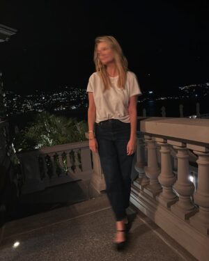 Mischa Barton Instagram - Please stick to the convertibles, rivers and lakes that your used to