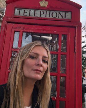 Mischa Barton Instagram - Please stick to the convertibles, rivers and lakes that your used to